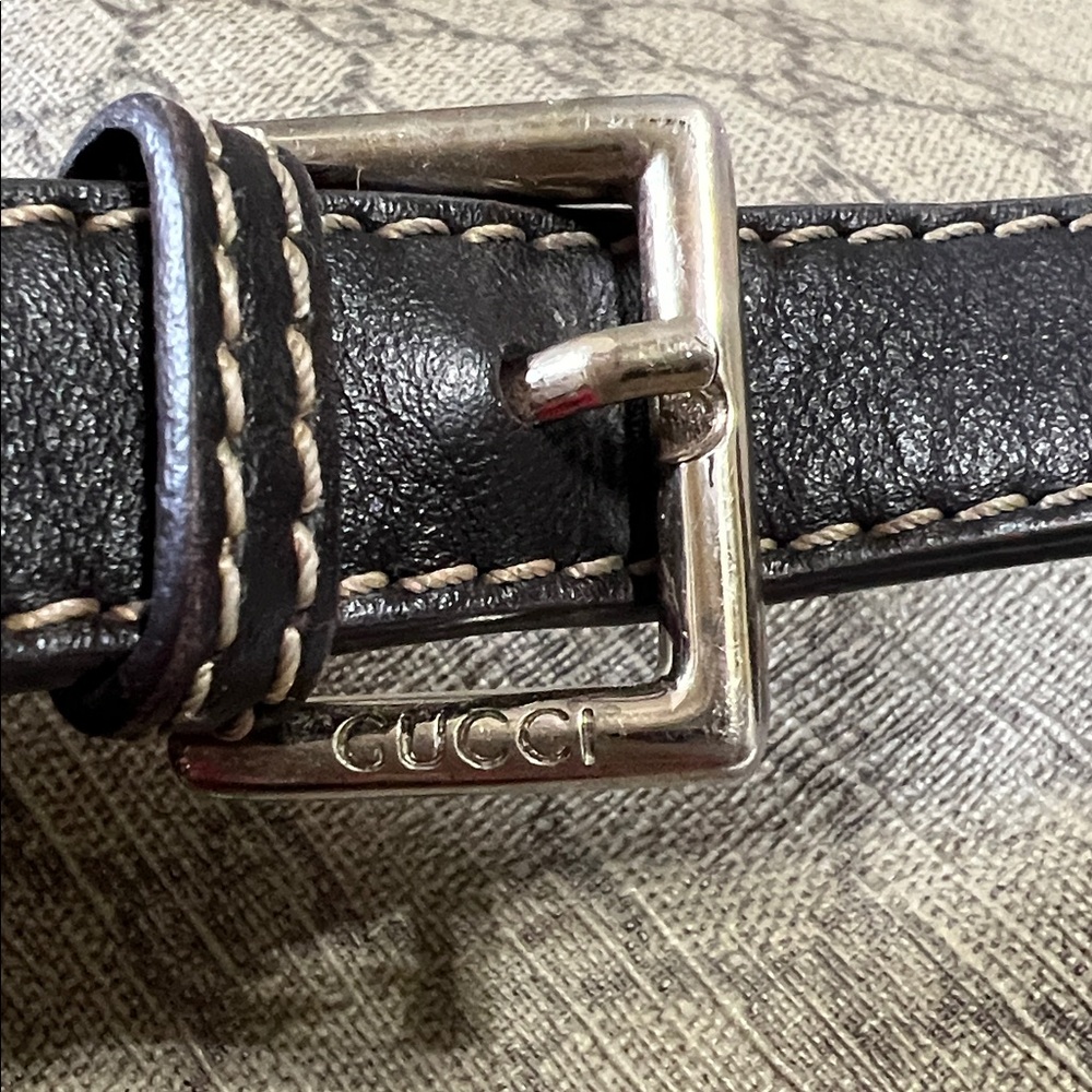 OVER-LOVED GUCCI SHOULDER BAG - PROJECT OR RESTORATION BAG - Picture 6 of 17